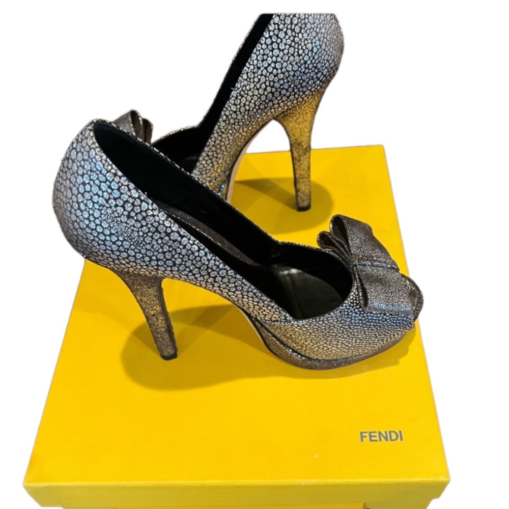 Fendi heels size 37! Shoes, box, duster bag, and extra heel bottoms.